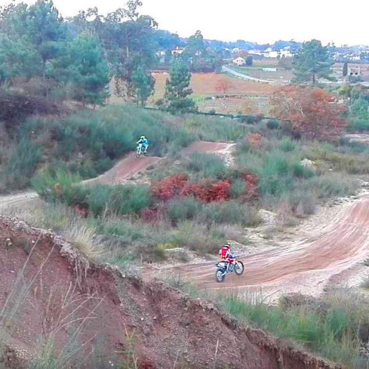 Imagem 1 de Pista de Motocross Vila Boa De Quires 